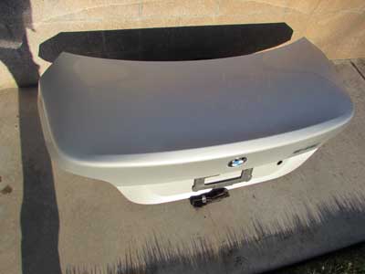 BMW Trunk Lid 41627122441 E60 525i 530i 545i 550i M5 Sedan2